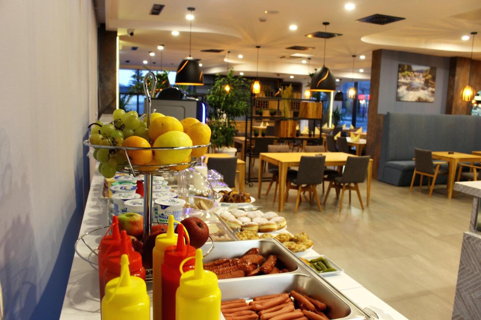 Hotel Gold Jet Bihać מראה חיצוני תמונה
