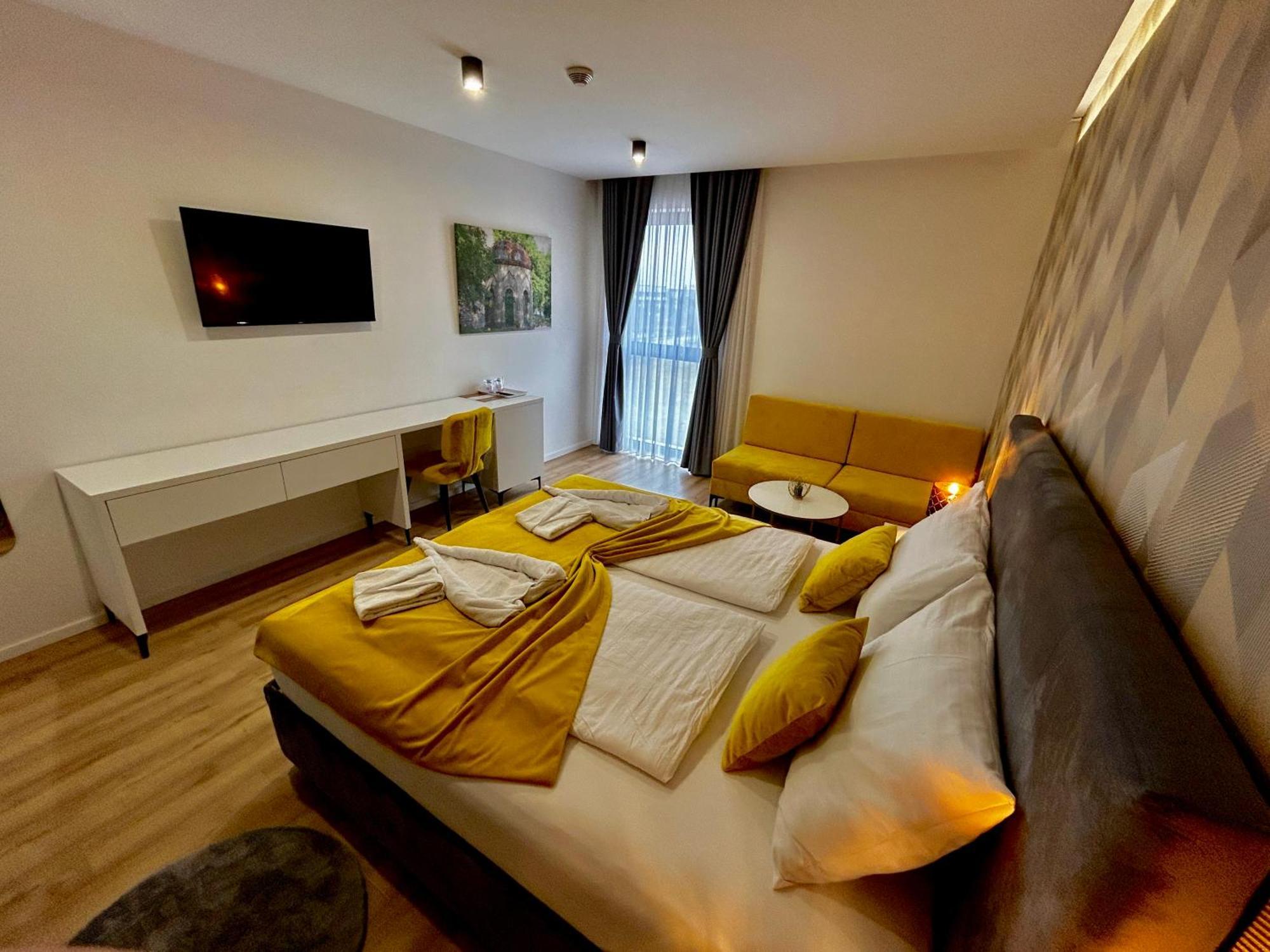 Hotel Gold Jet Bihać מראה חיצוני תמונה
